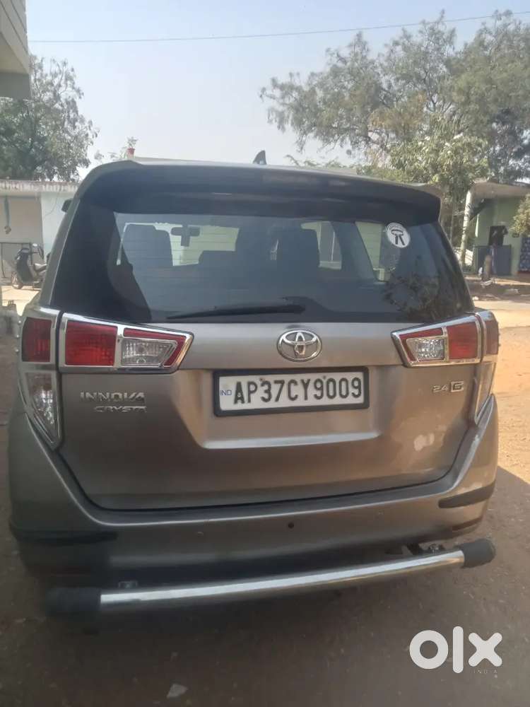 Toyota Innova Crysta 2017