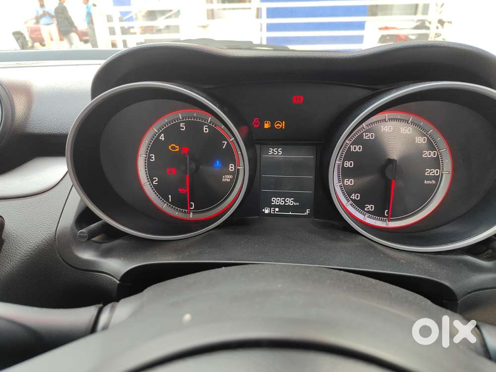 Maruti Suzuki Swift Vxi + Manual, 2021, Petrol