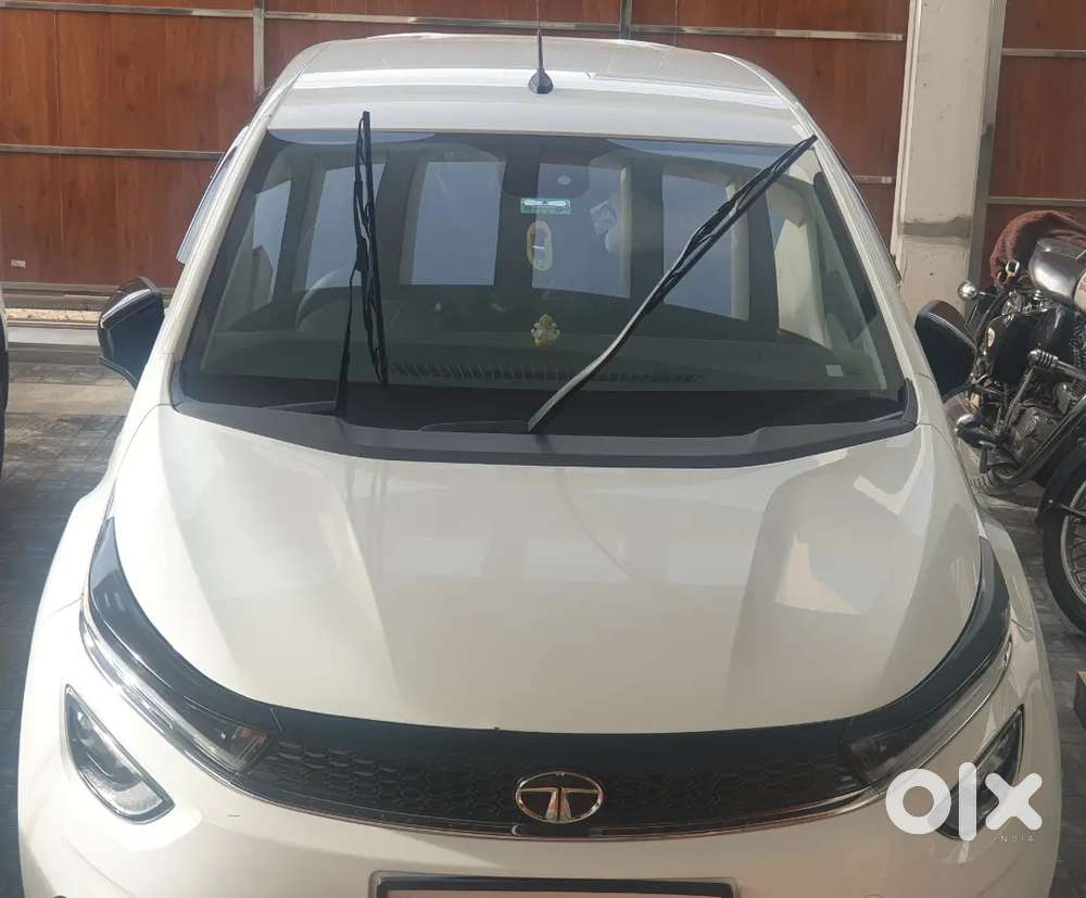 Tata Altroz 2023 Petrol Dct