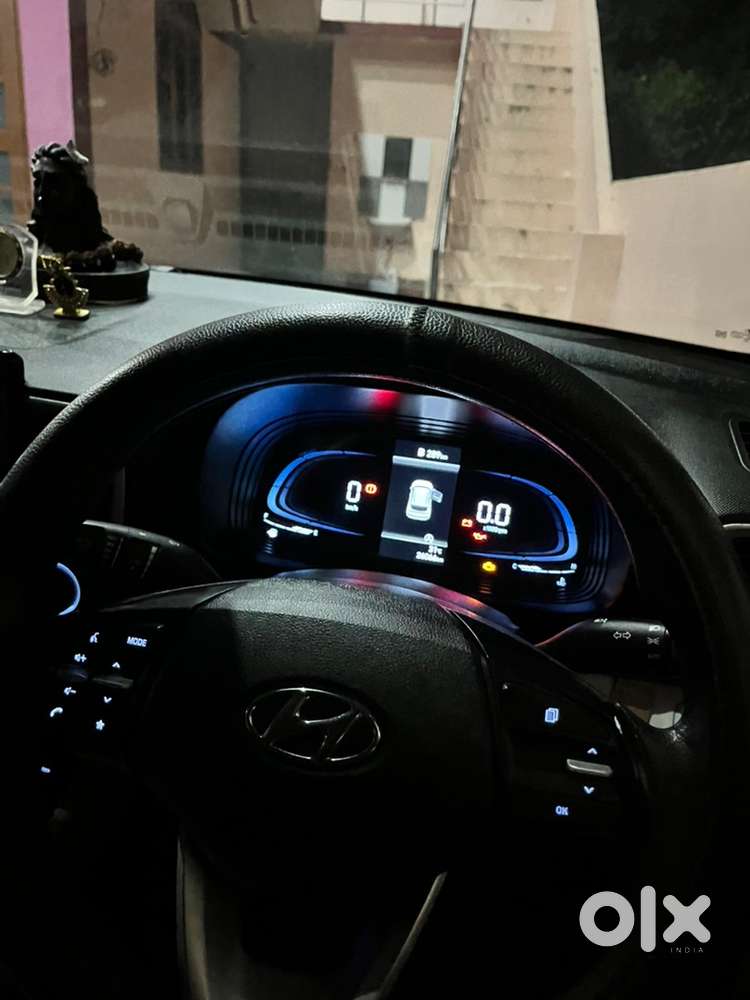Hyundai Venue Petrol 2023