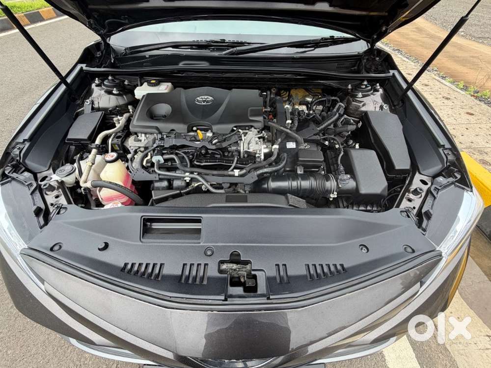 Hybrid Camry Very Well Maintained