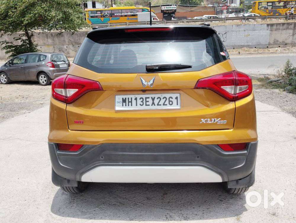 Mahindra Xuv300 W8 Option Dual Tone, 2025, Petrol