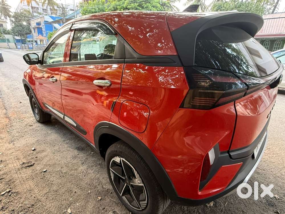 Tata Nexon Petrol 2024