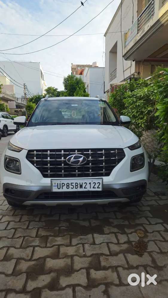 Hyundai Venue Crdi Manual 2021