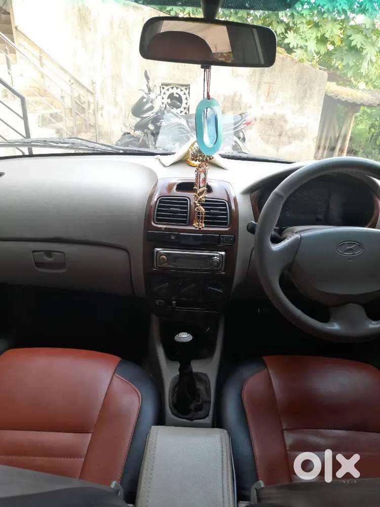 Hyundai Accent ( Petrol + Cng )