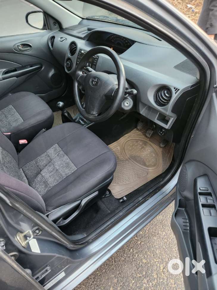 Toyota Etios Liva G Exclusive, 2013, Petrol