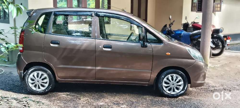 Maruti Suzuki Estilo 2012