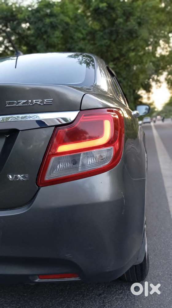 Maruti Suzuki Swift Dzire 1.2 Vxi Bsiv, 2019, Cng & Hybrids