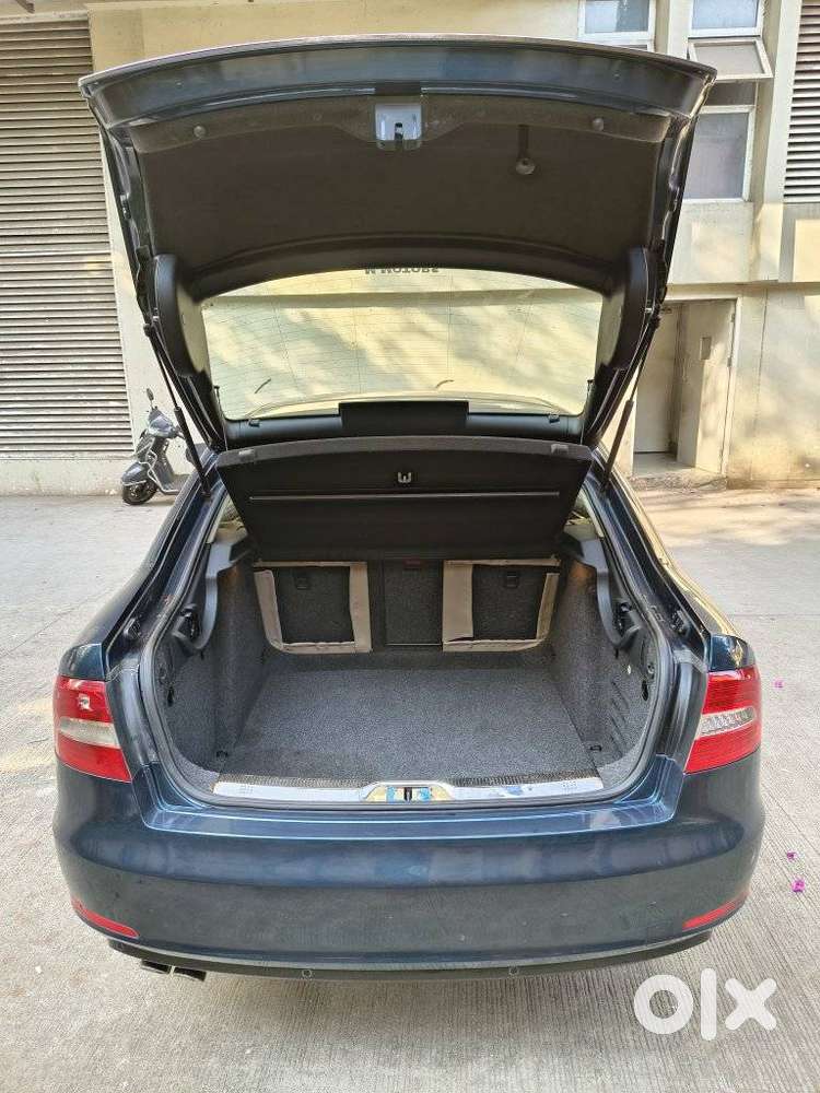 Skoda Superb 1.8 Elegance Tsi At, 2015, Petrol