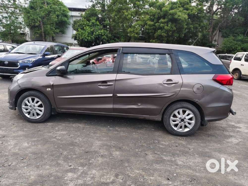 Honda Mobilio, 2015, Diesel