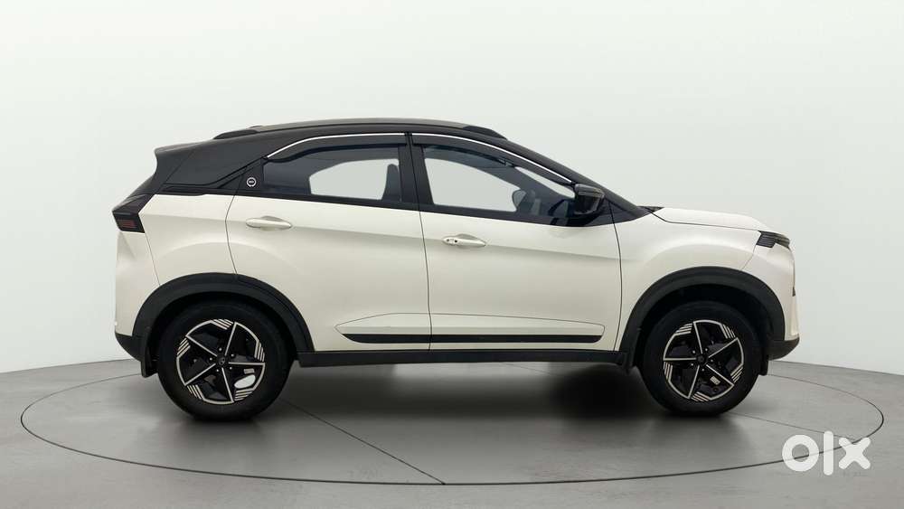 Tata Nexon Fearless S Purple 1.5 Revotorq Diesel 6mt Dual Tone, 2023..