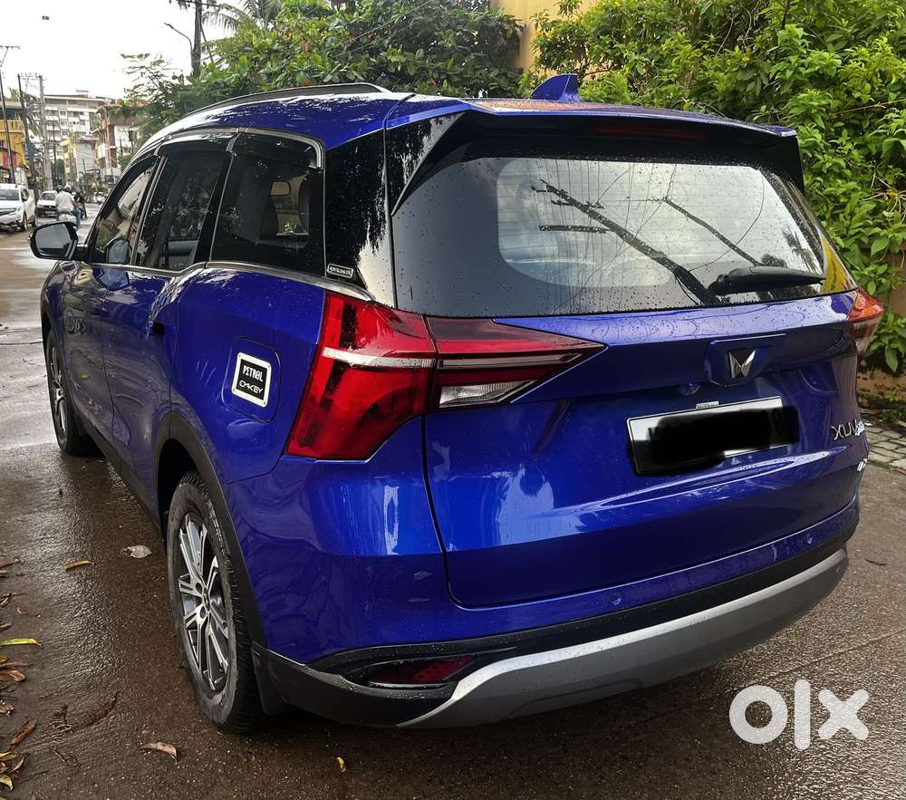 Mahindra Xuv700 2.0 Ax 7 Petrol Mt Str, 2022, Petrol