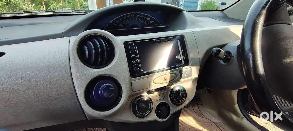 Toyota Etios Liva 2013