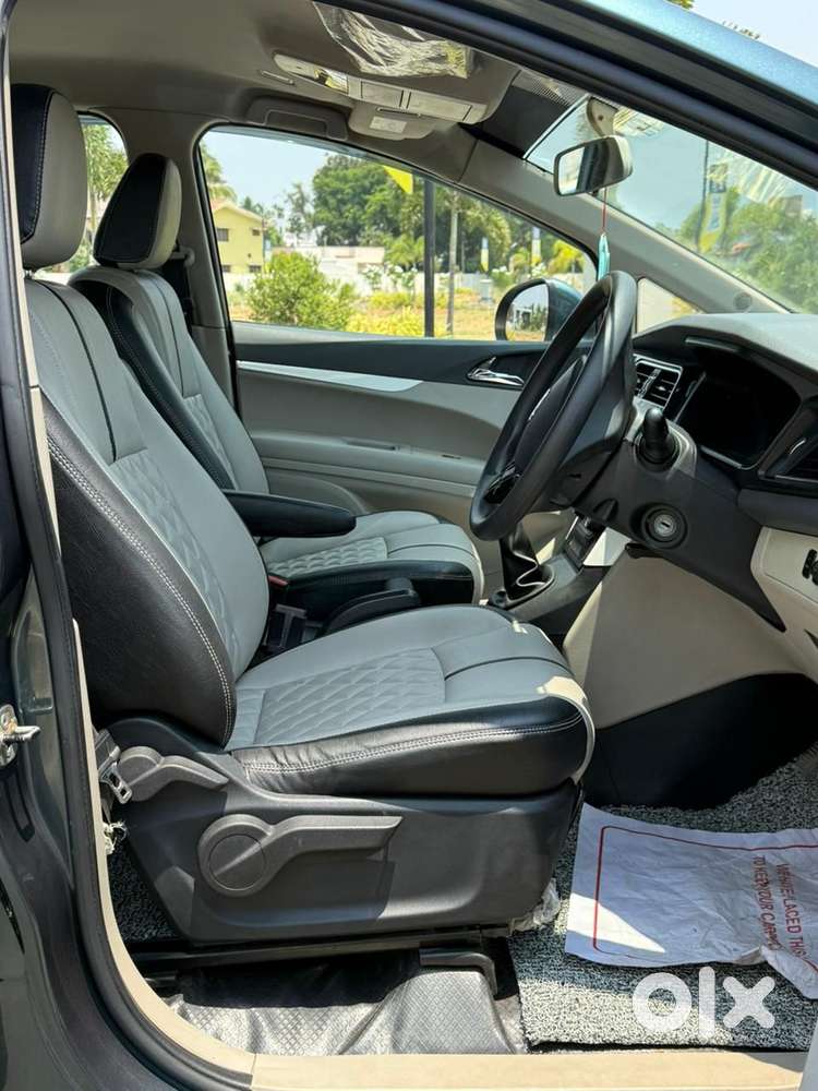 Mahindra Marazzo M6 8str, 2019, Diesel