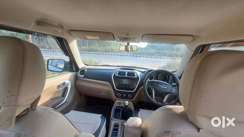 Mahindra Tuv 300 Mhawk100 T8 Dual Tone, 2017, Diesel