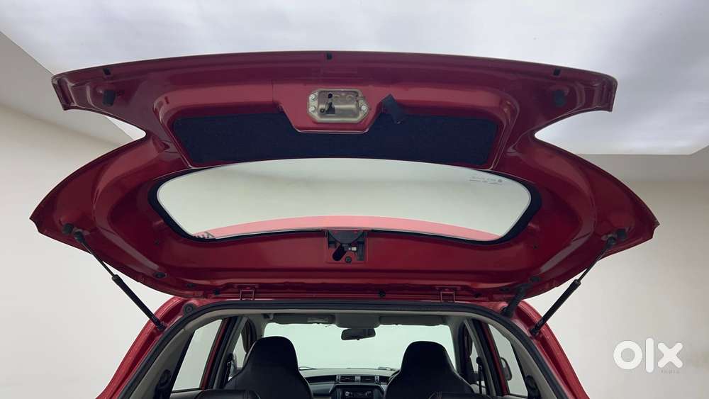 Mahindra Kuv 100 Mfalcon G80 K4 Plus, 2017, Petrol