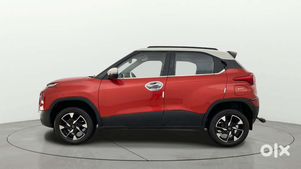 Tata Punch 1.2 Revotron Creative Amt Dual Tone, 2021, Petrol