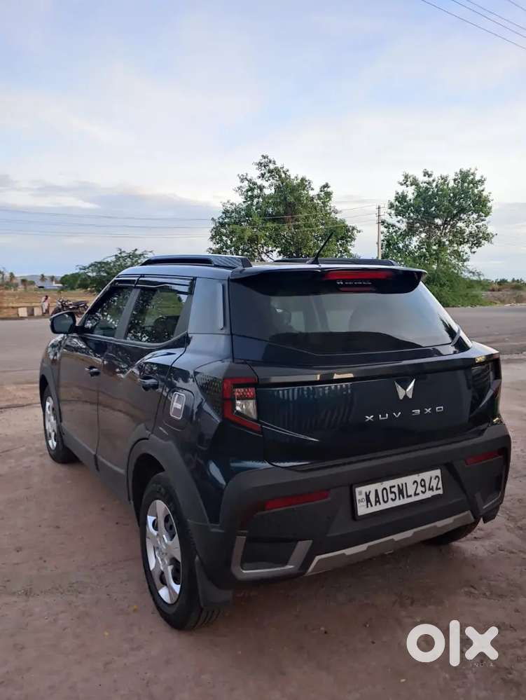 Mahindra Xuv 3xo Petrol 24