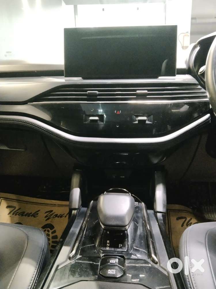 Tata Safari Accomplished Dark Edition At, 2024, Diesel