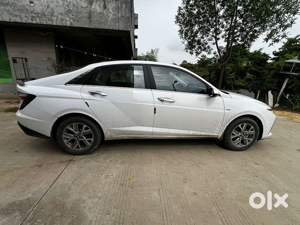Hyundai Verna Petrol Automatic 2025