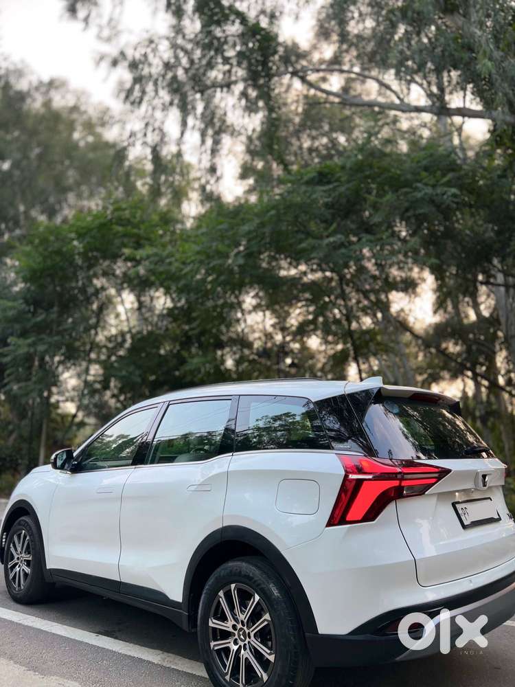Mahindra Xuv700 2.2 Ax 7 Diesel At Str, 2023, Diesel