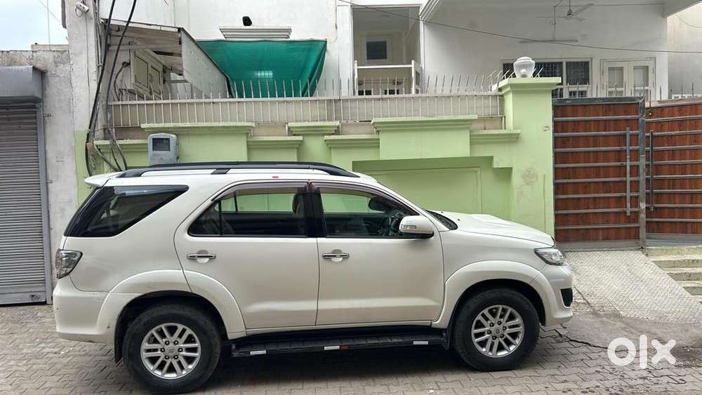 Toyota Fortuner 2013 Diesel Well Maintained