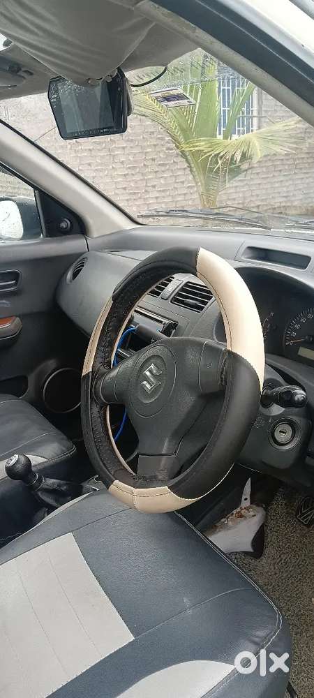 Maruti Suzuki Swift 2010