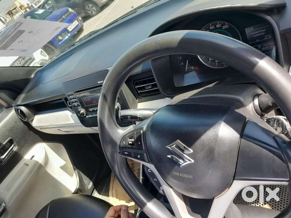 Maruti Suzuki Dzire 1.2 Vxi, 2023, Petrol