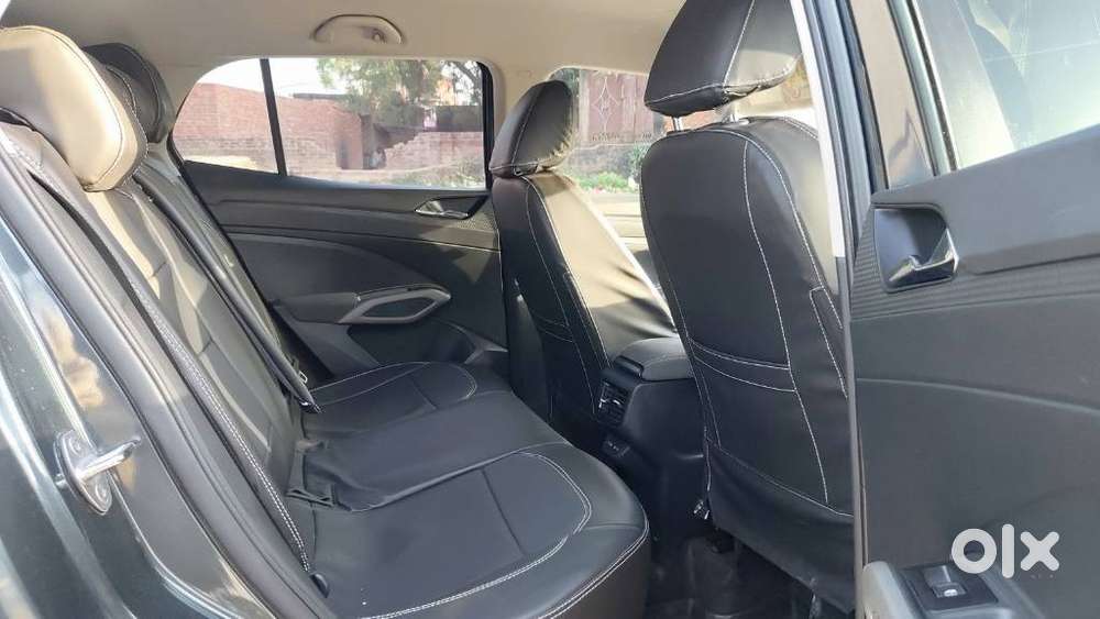 Skoda Kylaq Signature Plus, 2025, Petrol