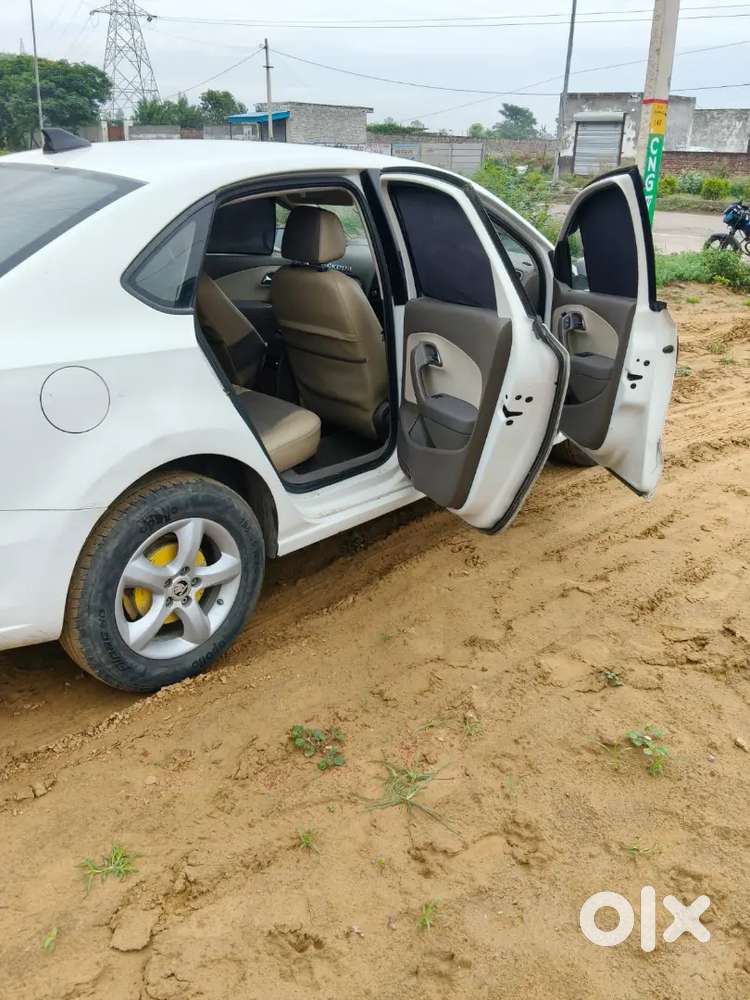 Skoda Rapid Elegance 2015 Manual Diesel