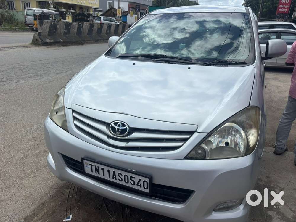Toyota Innova Diesel 2010 Year