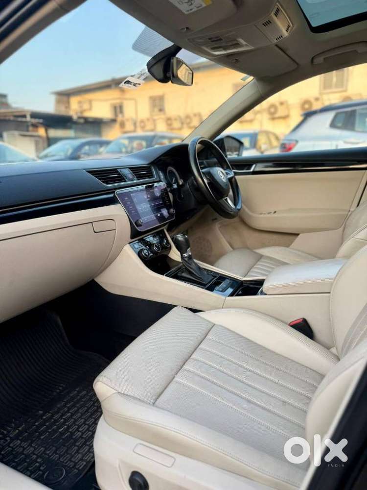 Skoda Superb 2.0 L&k Tsi At, 2019, Petrol