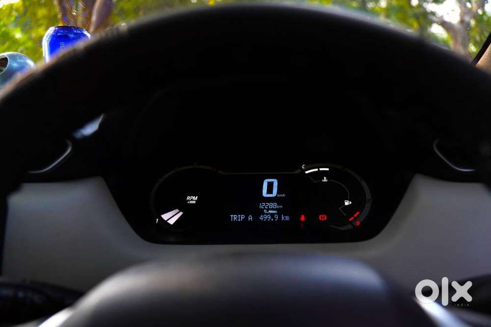 Nissan Magnite 1.0 Xv Turbo Dual Tone, 2022, Petrol