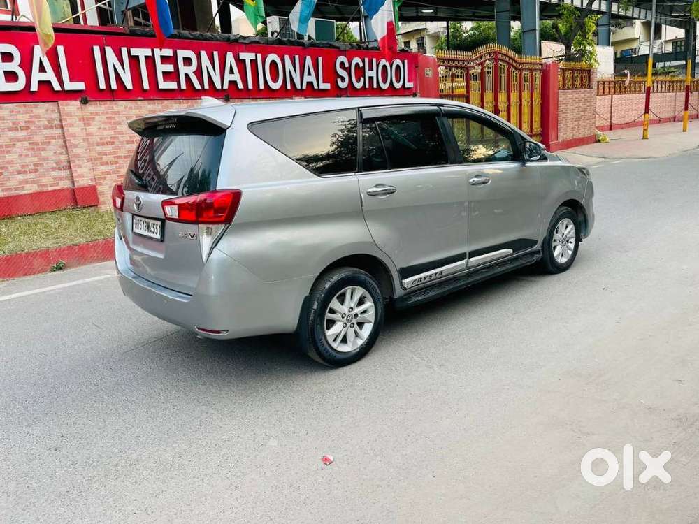 Toyota Innova Crysta 2.4 V, 2017, Diesel