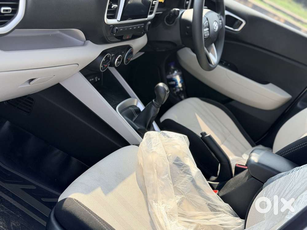 Hyundai Venue 1.2 S (o), 2025, Petrol