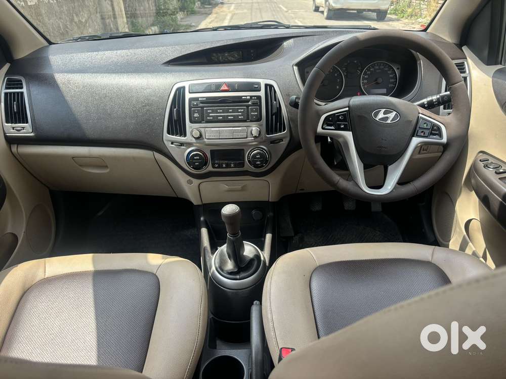Hyundai I20 Sportz 1.2 Bs-iv, 2013, Petrol