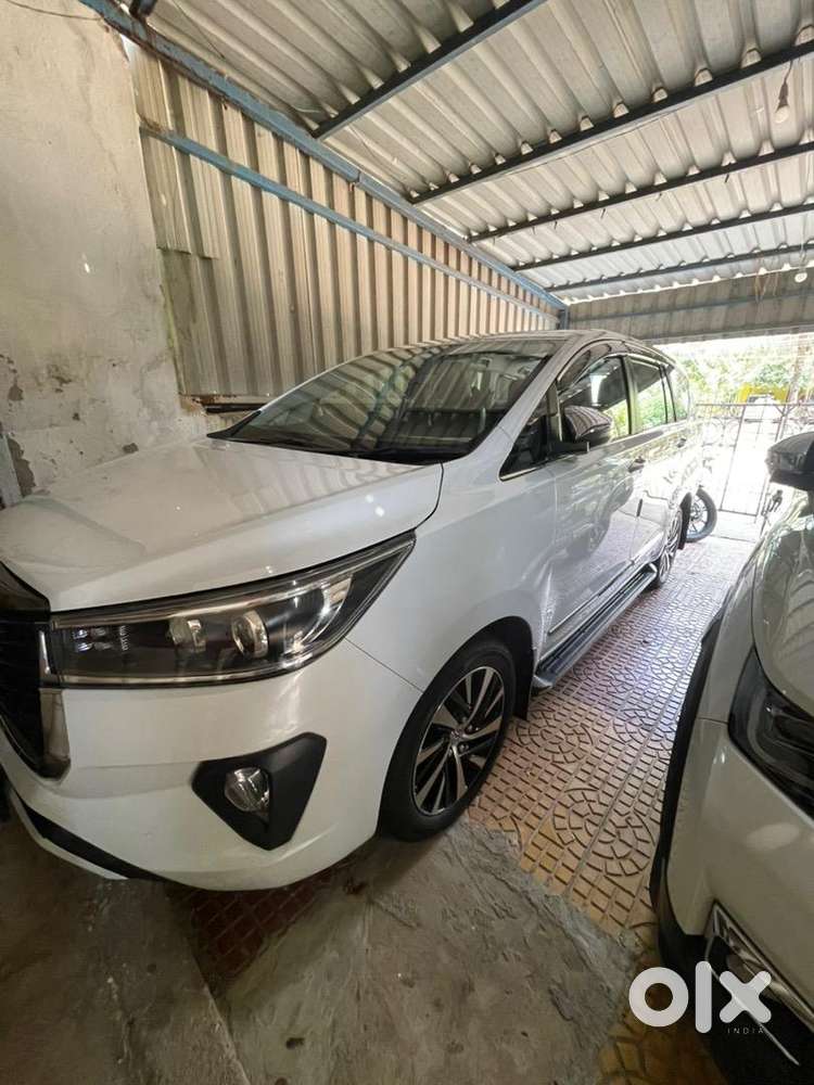 Toyota Innova Crysta 2022 Diesel Well Maintained