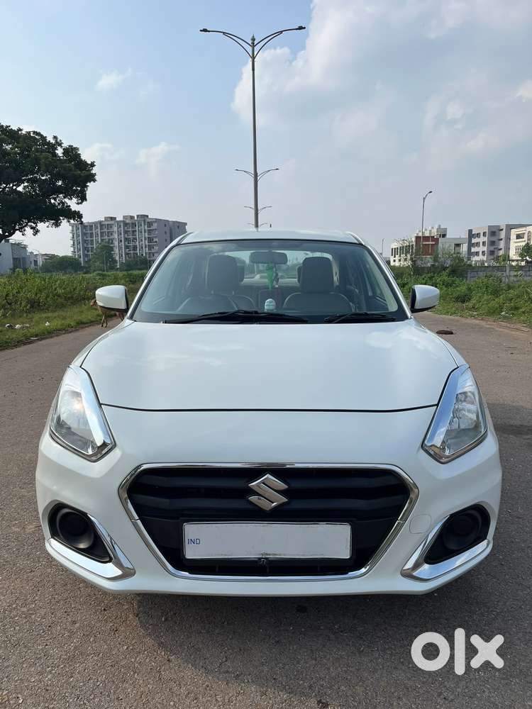 Maruti Suzuki Dzire 1.2 Vxi, 2023, Petrol