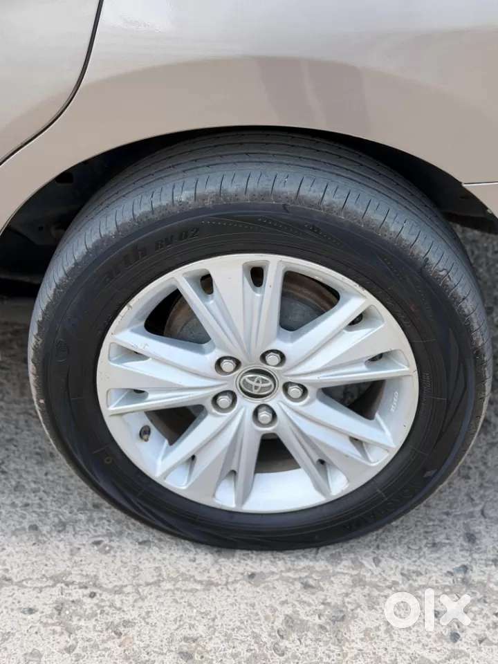 Toyota Innova Crysta, 2016, Diesel