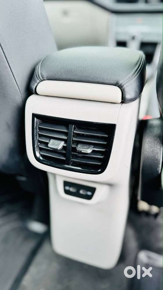 Volkswagen Taigun 1.0 Tsi Topline, 2023, Petrol