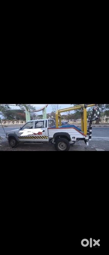 Tata 207 Di Crane Towing Van