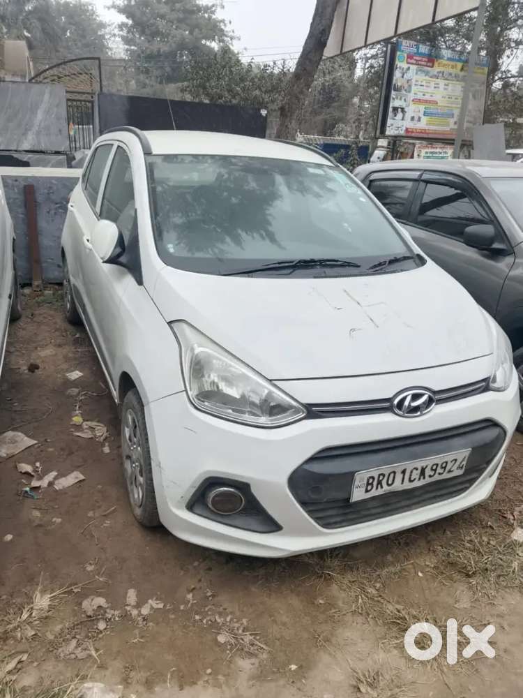 Hyundai Grand I10 2015 Petrol Well Maintained