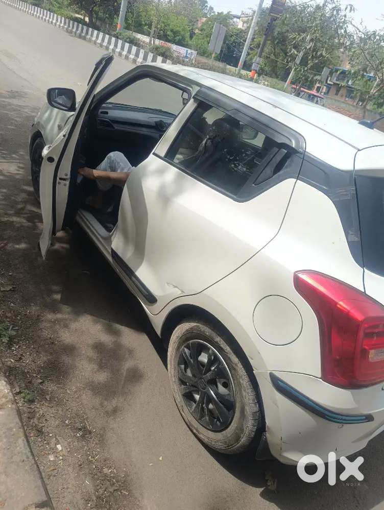 Maruti Suzuki Swift 2022 Petrol 31000 Km Driven