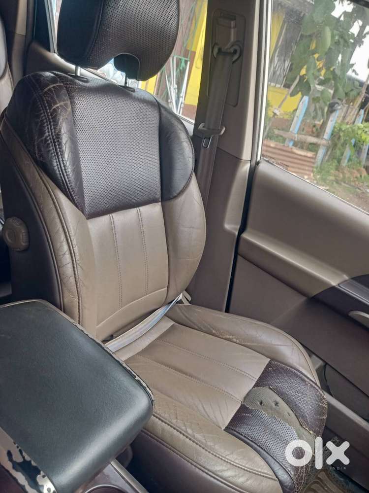 Mahindra Xuv500w8 2012 Model 14yr. Old Excellent Full Sensor 6 +1 Gear