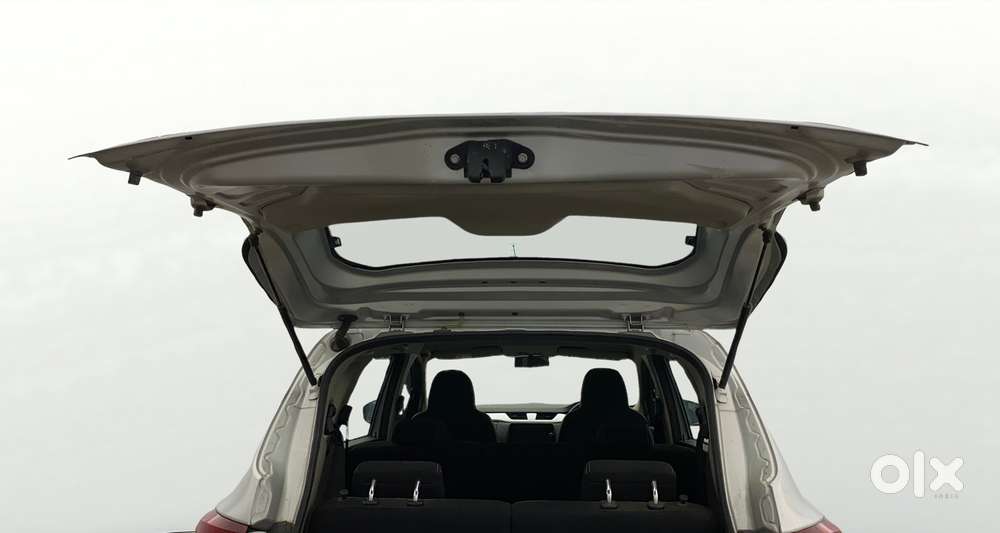 Renault Triber Rxz, 2019, Petrol