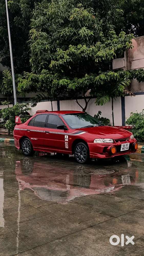 Mitsubishi Lancer 1.5 Glxi