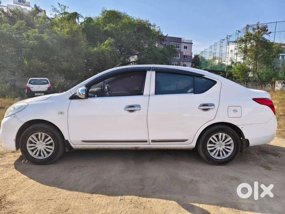 Nissan Sunny, 2013, Diesel