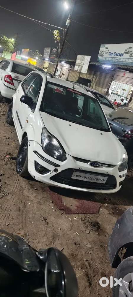 Good Condition, 2 Power Window