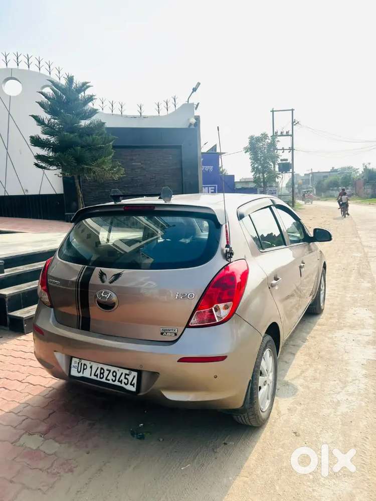 Hyundai I20 Magna Petrol 2013