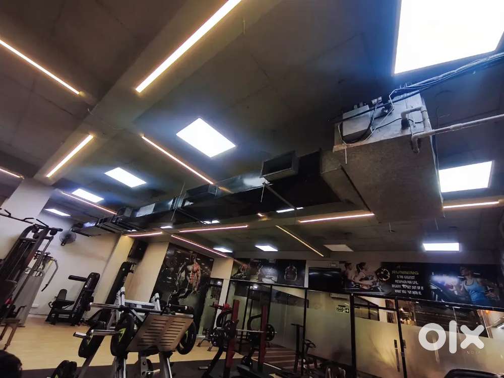 Commercial Ductable AC Unit for Gym, Office & Showroom